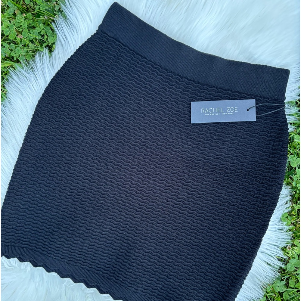 Rachel Zoe NWT Textured Black Pull-on Mini Size Medium